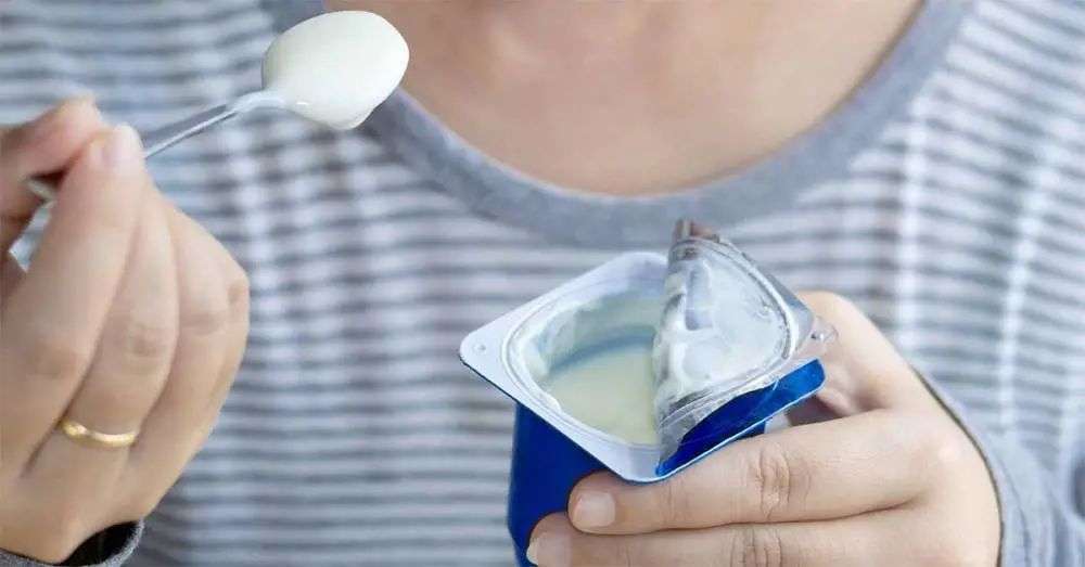 再也不用「擠牙膏」，高露潔換上的「潤滑劑」包裝，讓牙膏從此一滴不剩