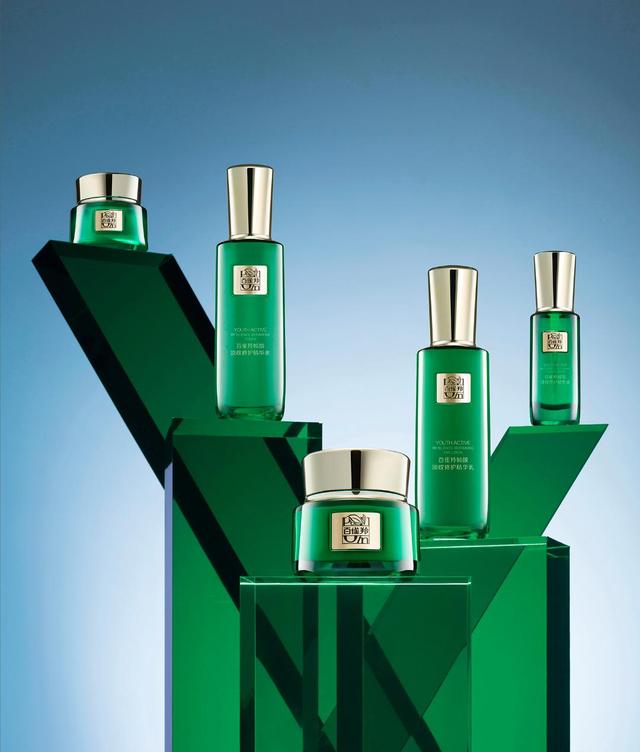 百雀羚,再次入選! 百雀羚,再次入選!